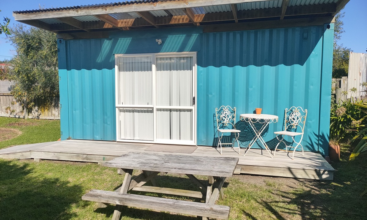 Himatangi Beach Apartment | Unique Shipping Container Stay at the Beach