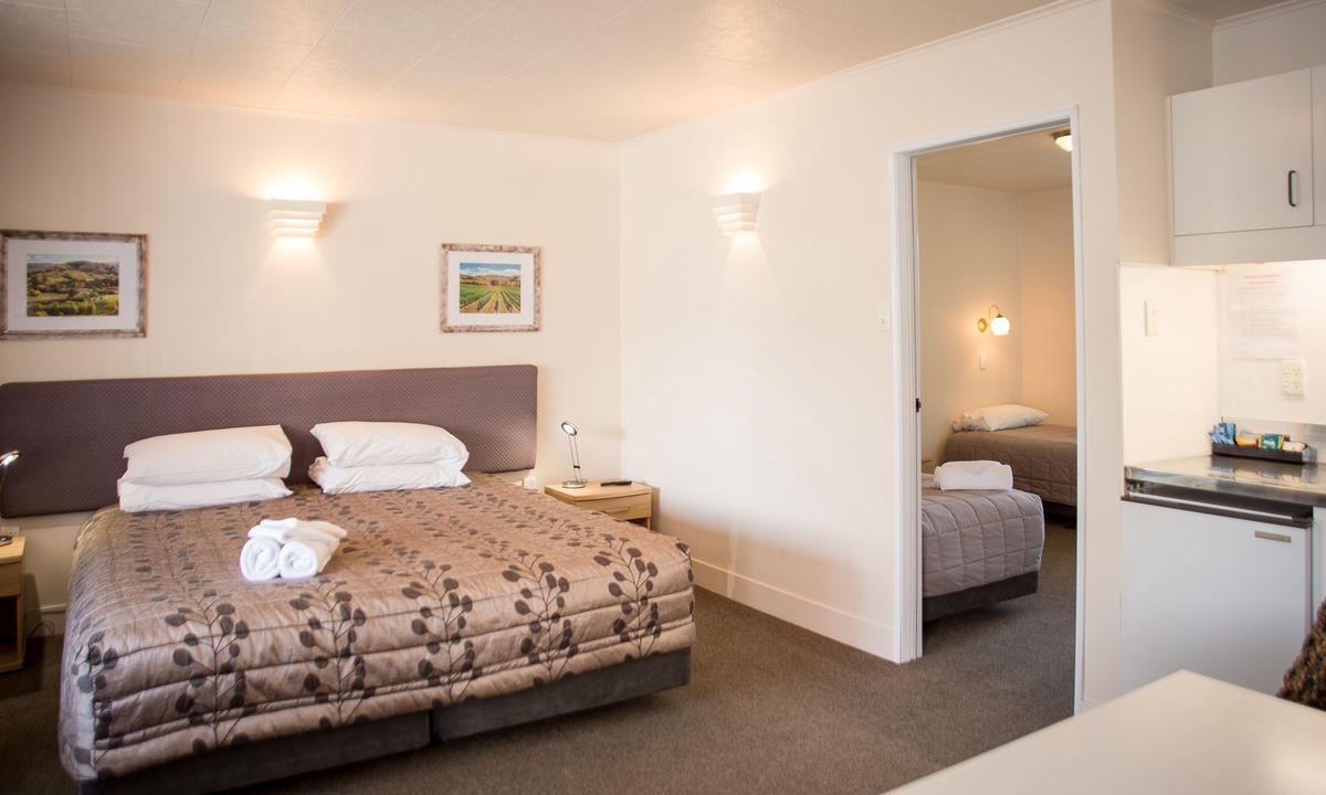 Gisborne Hotel | Colonial on Gladstone