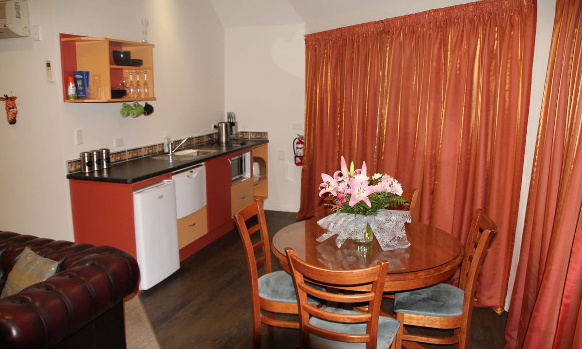 Kaiapoi Other | Silverstream Alpaca Farmstay and Tour