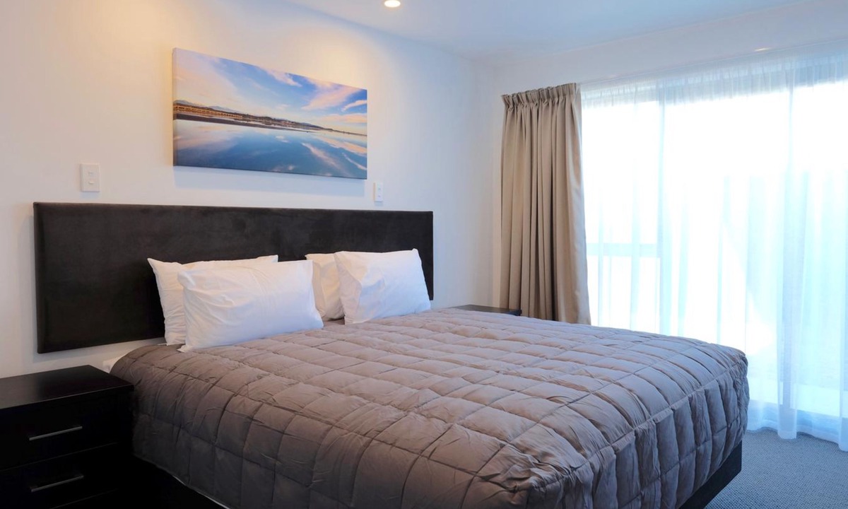 Hokitika Hotel | Stopforths Premium Accommodation
