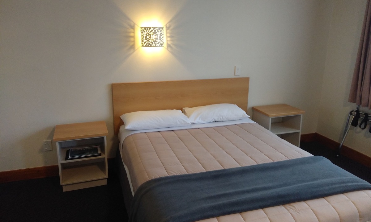 Redwood Hotel | The Redwood Hotel