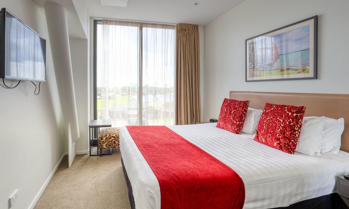 Manurewa Hotel | Ramada Suites by Wyndham Auckland Manukau Pacific Centre