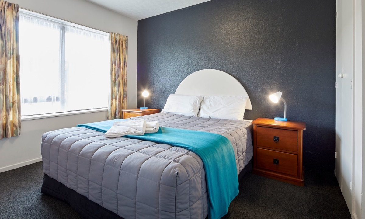 Edgeware Hotel | Aotea Motel