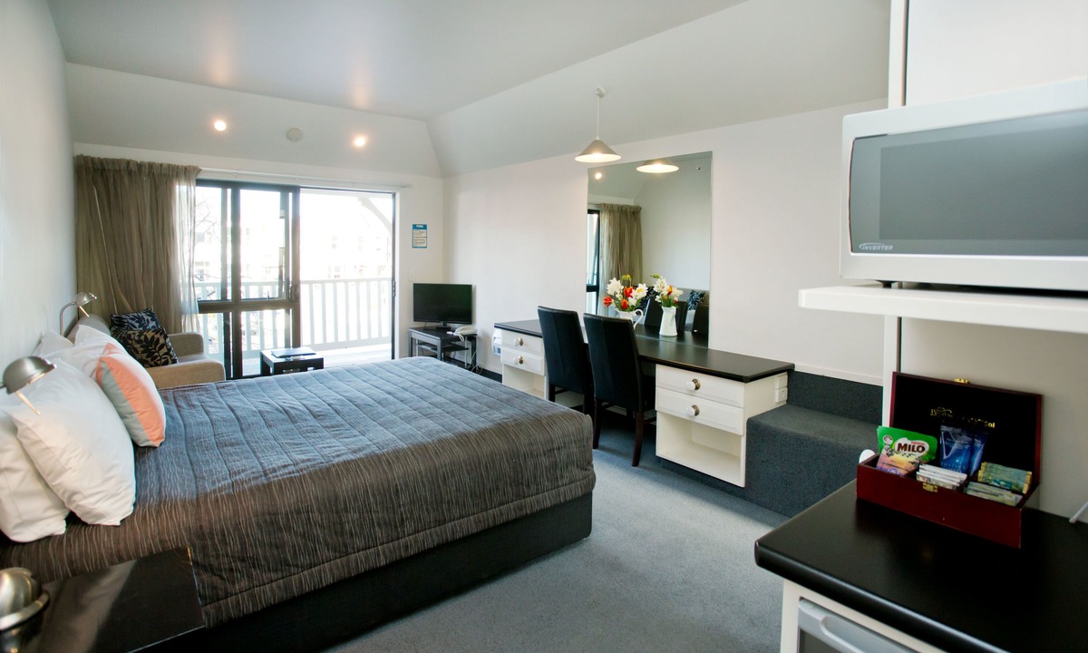 North Dunedin Hotel | Cable Court Motel