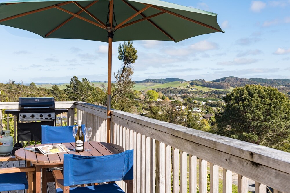 Haruru Cottage | Sunseeker Cottages Motel