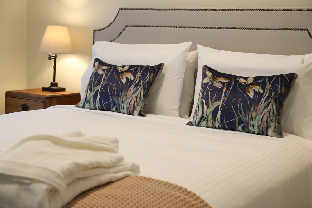 Aongatete Bed & Breakfast | Villa93 Luxury Lodge