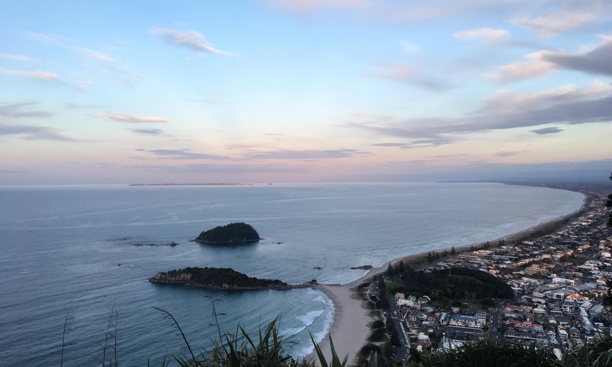 Papamoa Beach House | Paradise in Papamoa with Pool!