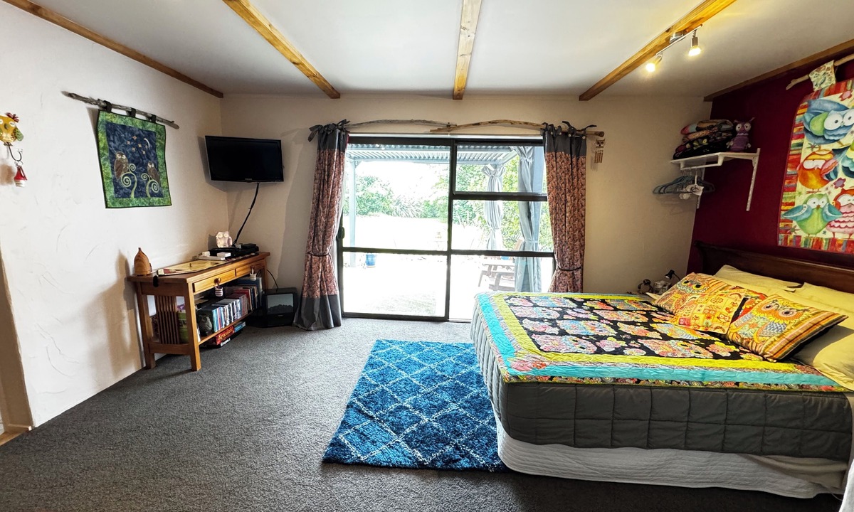Linkwater Apartment | Cosy, self contained boutique studio.