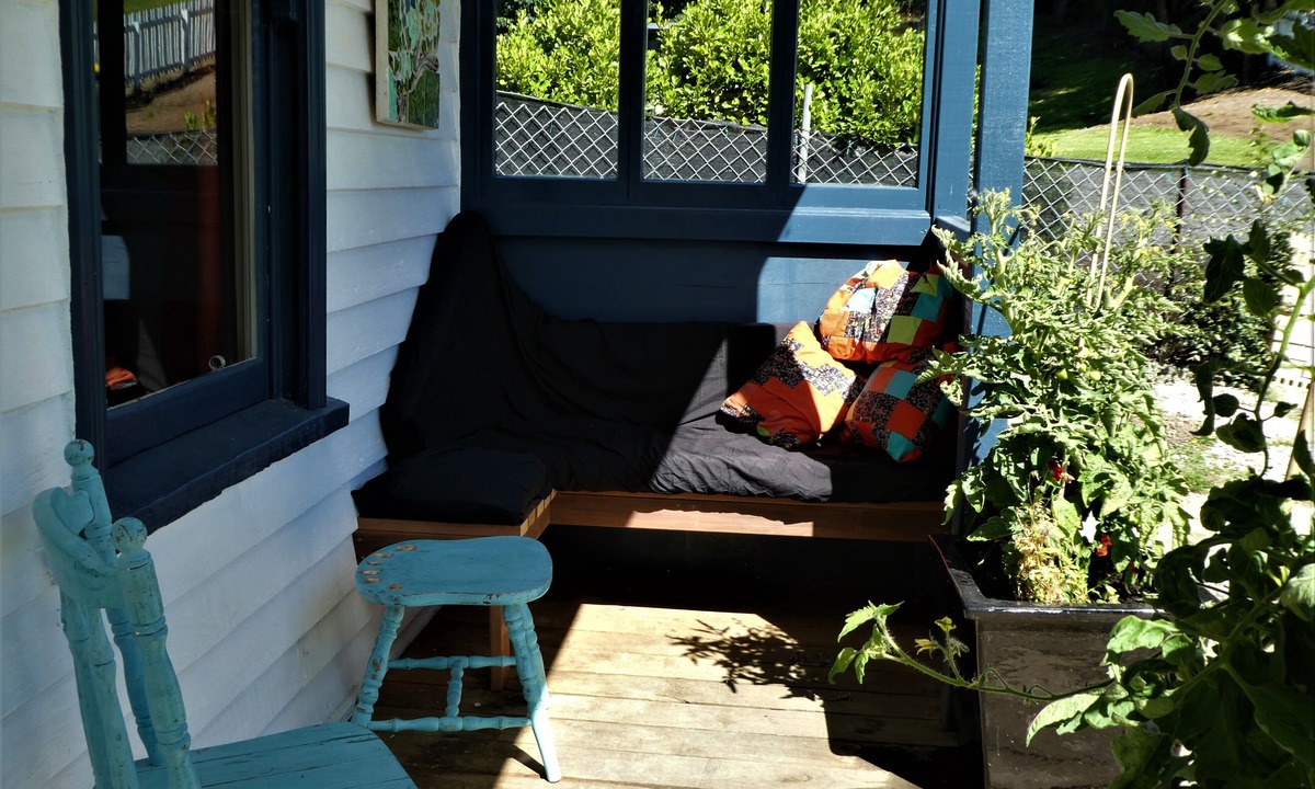 Lawrence Cottage | Large cottage ideal for couples.