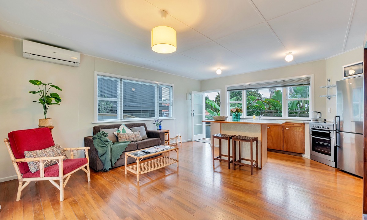 Grey Lynn House | Sunny Grey Lynn Holiday Home