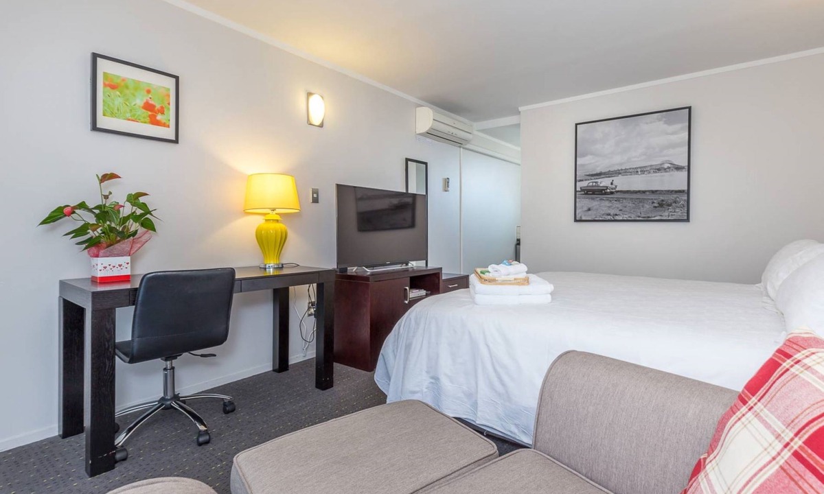 Takapuna Hotel | Anzac Court Motel