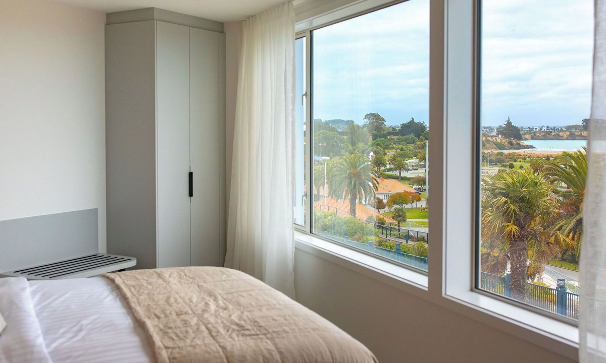 Timaru Central Hotel | The Sea Breeze