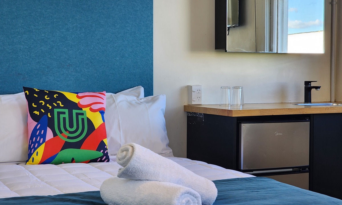 Carterton Hostel | Urban Lounge Sleepery Carterton