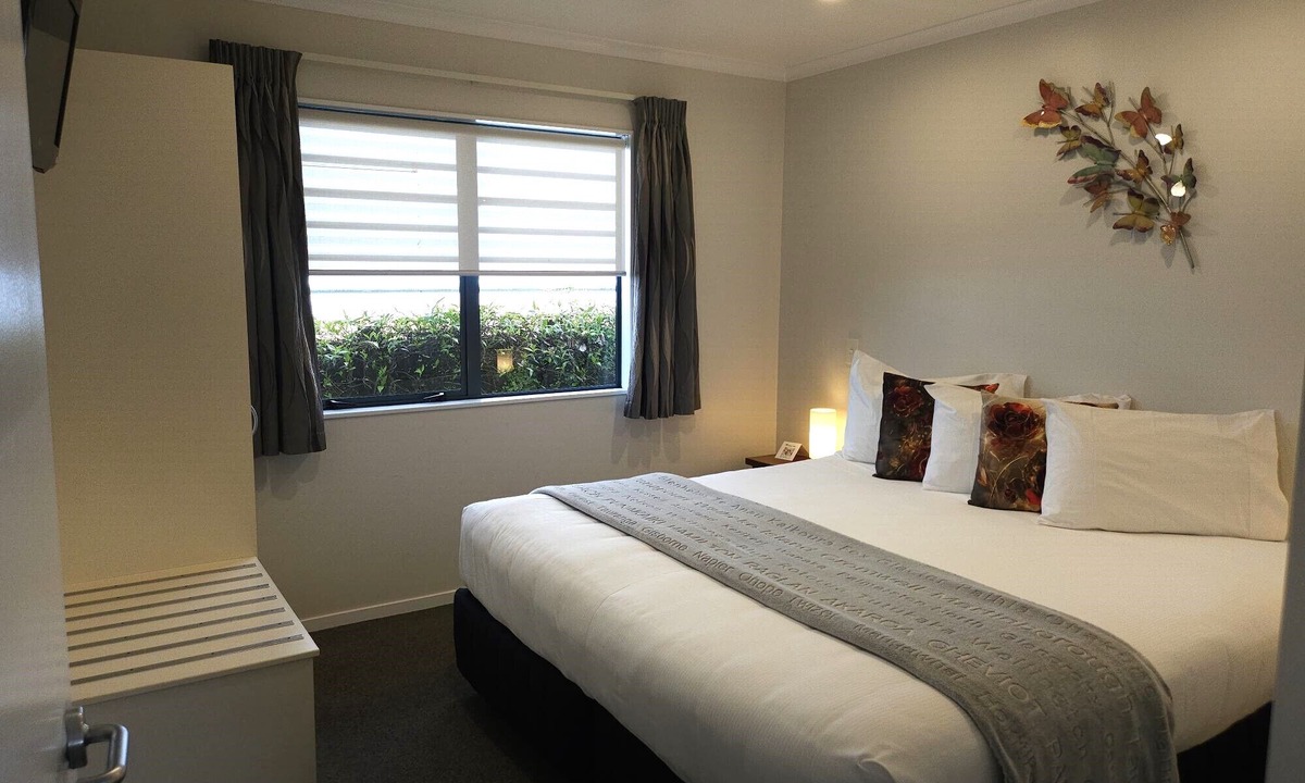 Te Awamutu Hotel | ASURE Albert Park Motor Lodge