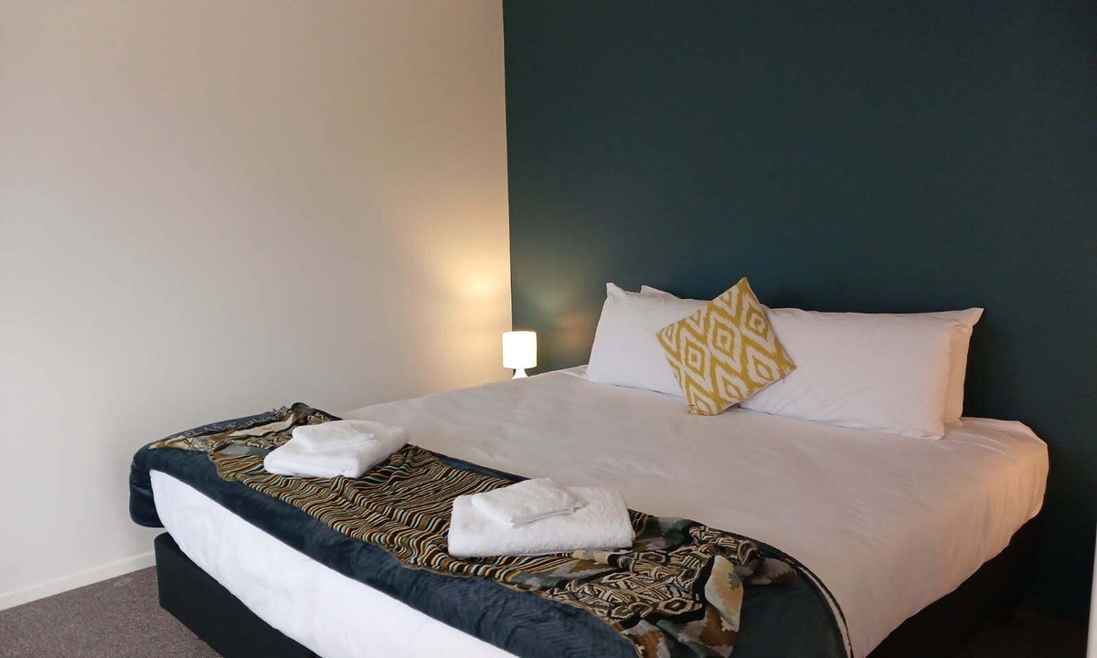Lowburn Villa | Suncrest Villas