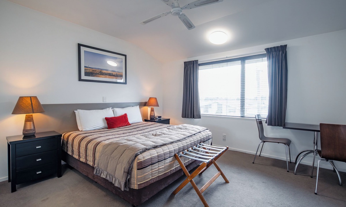 Halswell Hotel | The Halswell Accommodation