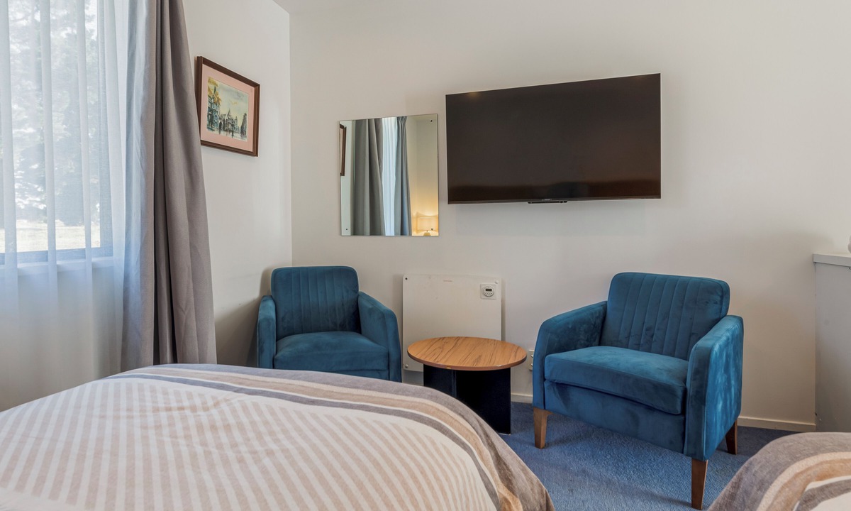 Christchurch Cabin | Harewood Lodge