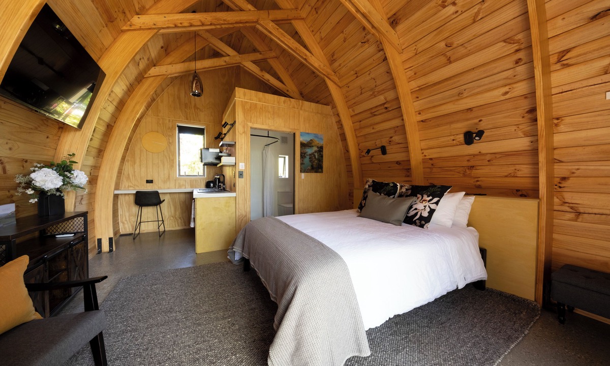 Ettrick Bed & Breakfast | Benger Garden Cafe & Chalets