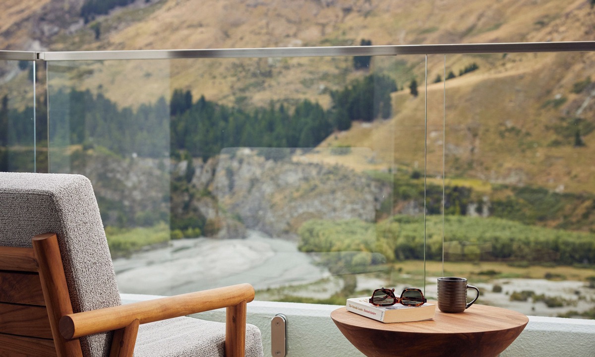 Arthur's Point Hotel | Coronet Ridge Resort