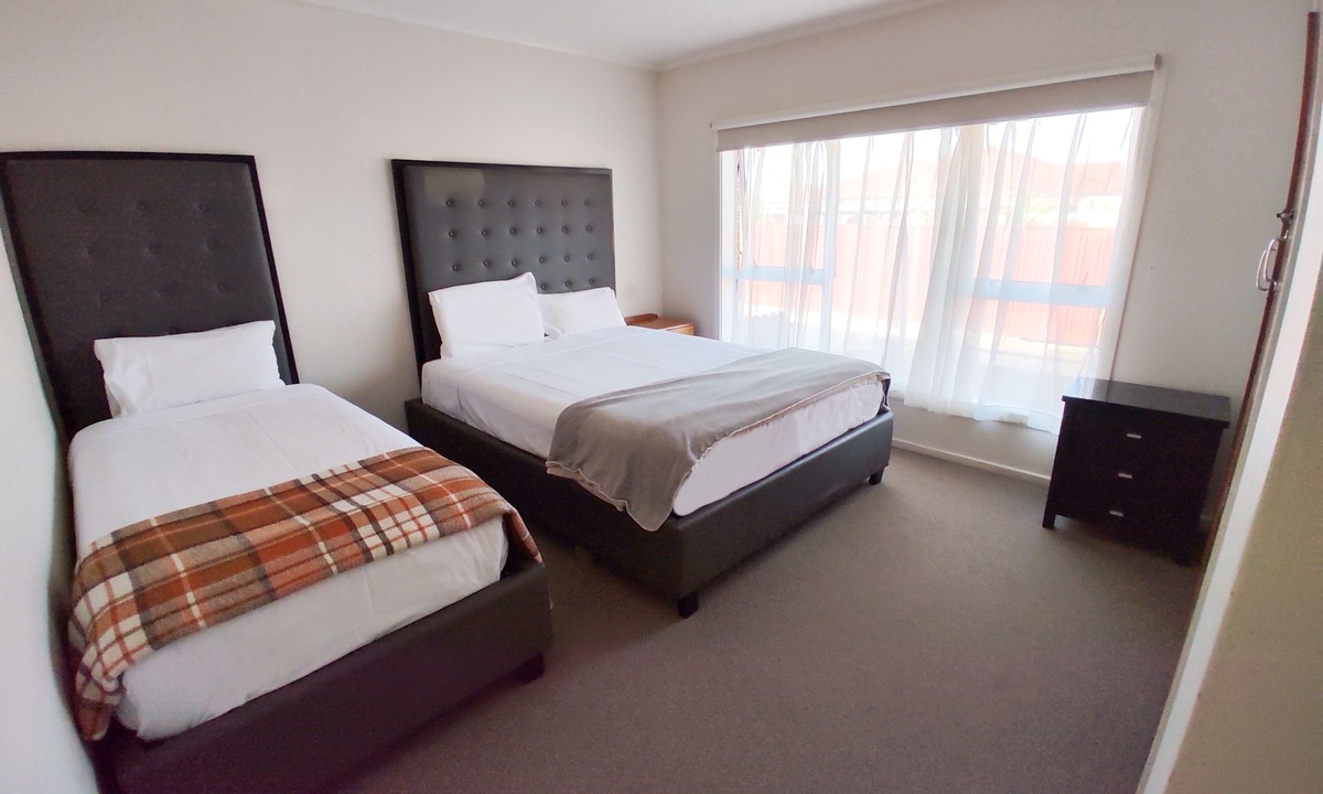 Papatoetoe Hotel | 136 St George Motel