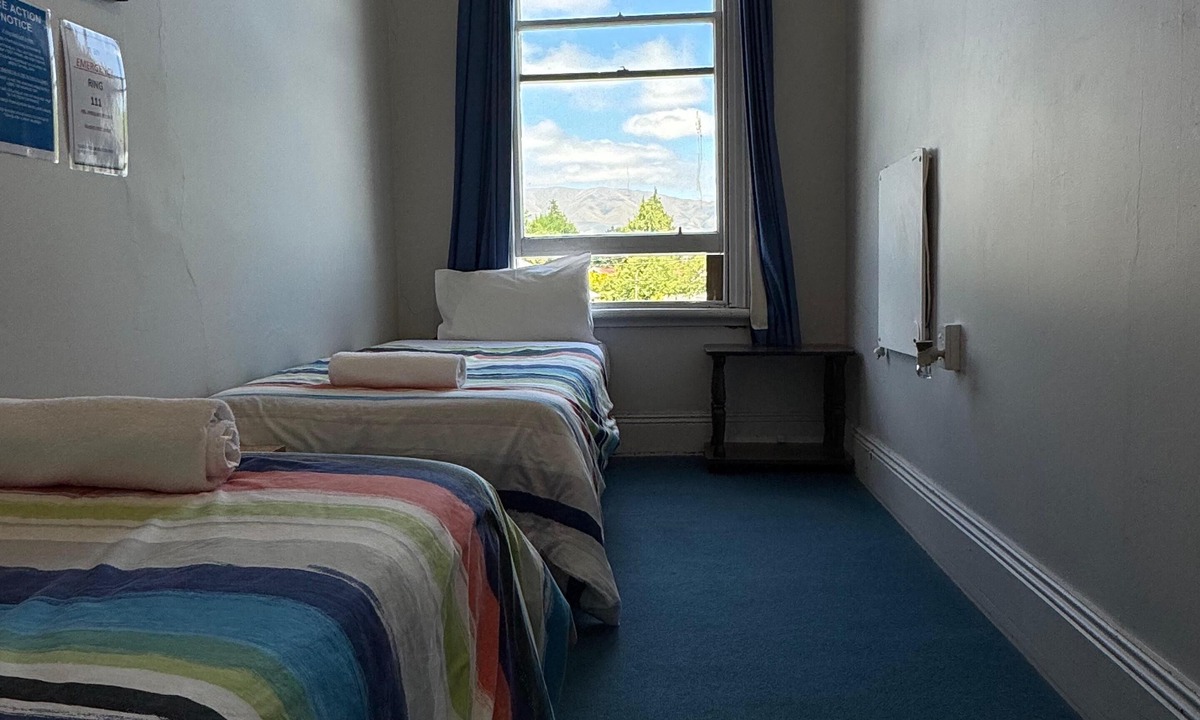 Fairlie Hostel | Gladstone Grand Hotel