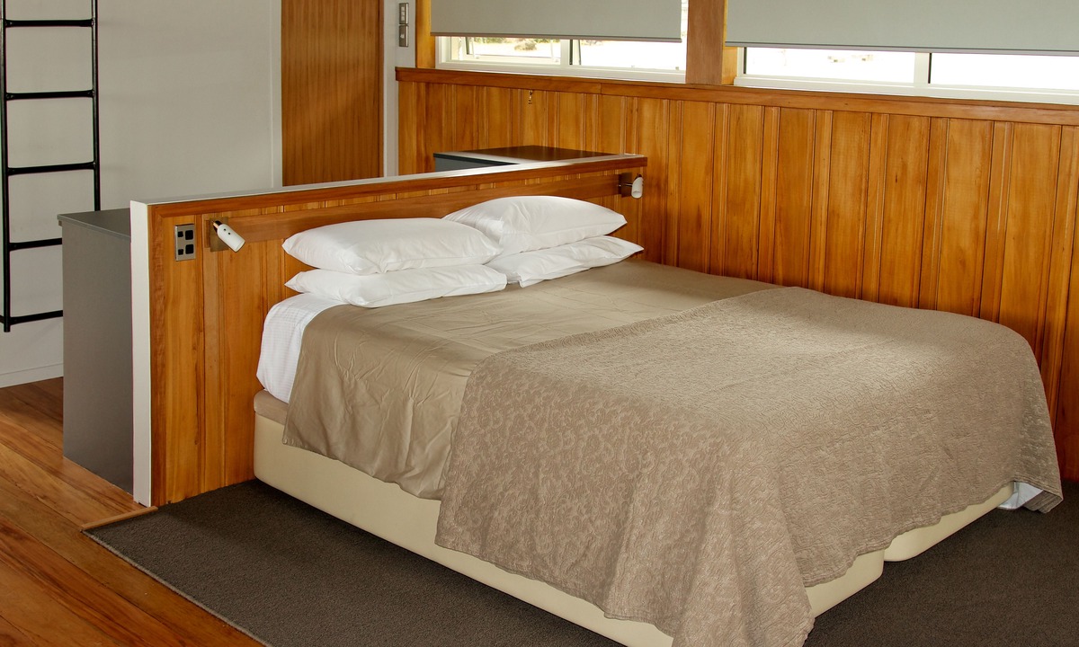 Fox Glacier House | The Church at FOX