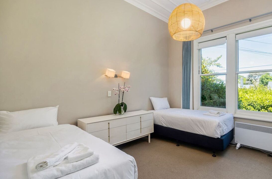Auckland House | Delightful Garden Villa