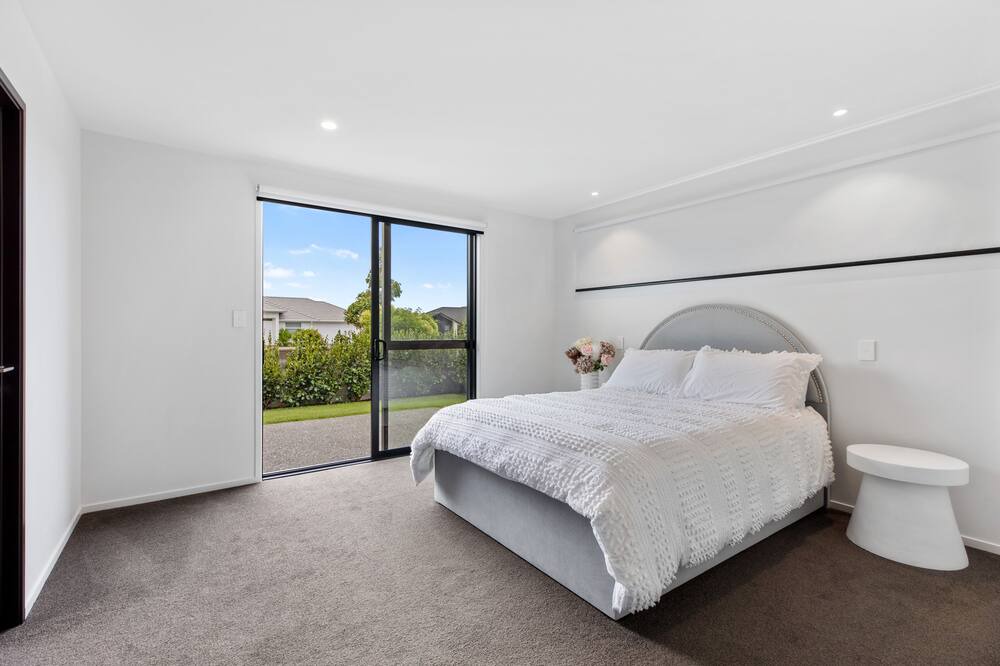 Papamoa Beach House | Sol Escape - Papamoa Beach Holiday Home