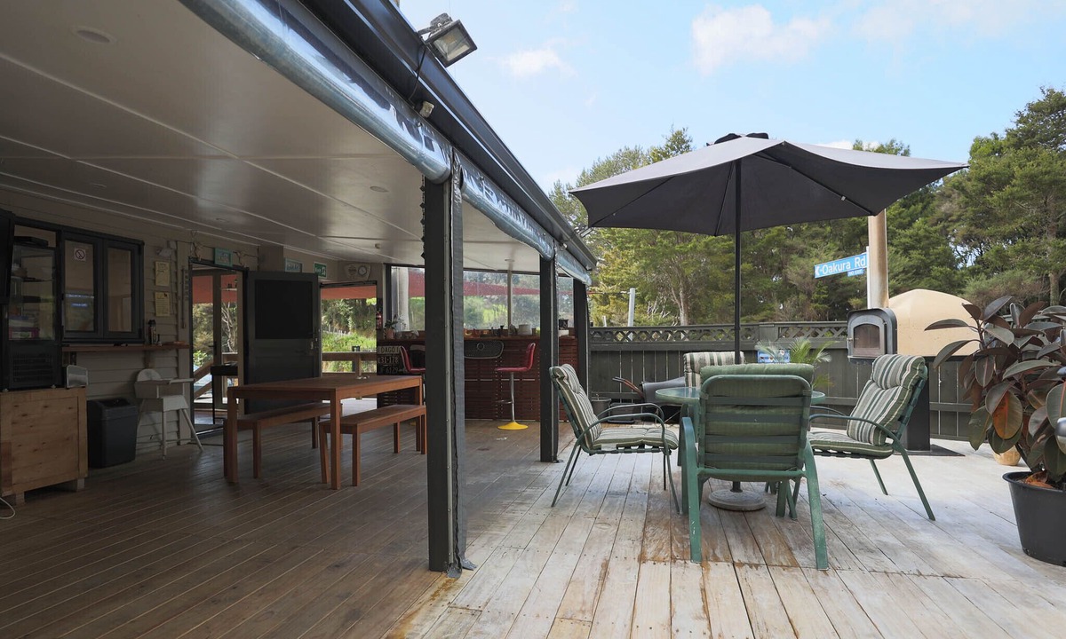 Oakura Bed & Breakfast | Tui Lodge