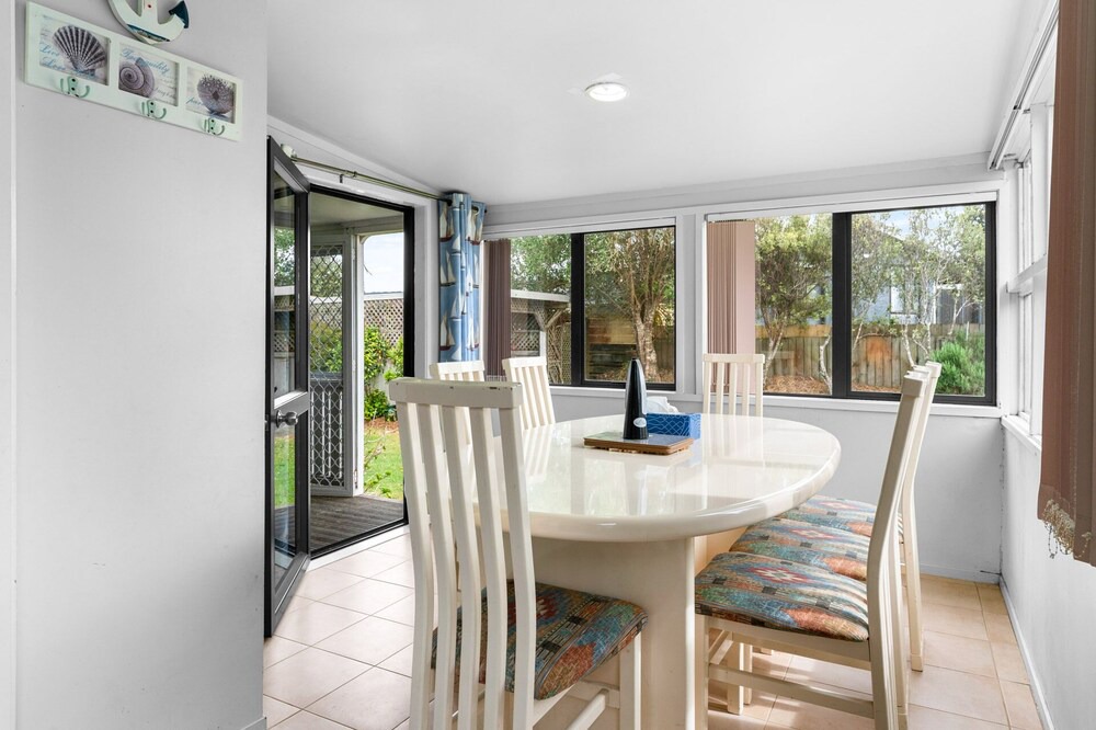 Mangawhai Heads House | Coastal Haven - Mangawhai Heads Holiday Home