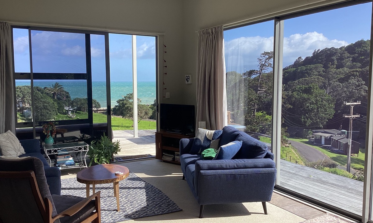 Amodeo Bay House | Amodeo Bay Retreat - Nestled in Nature surrounded by Sea, river & mountain views