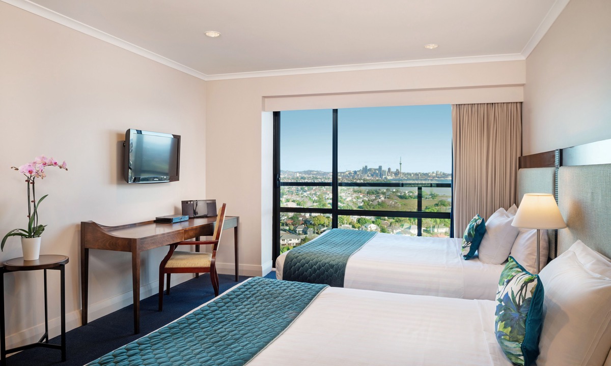 Takapuna Hotel | The Spencer Suites By Castle