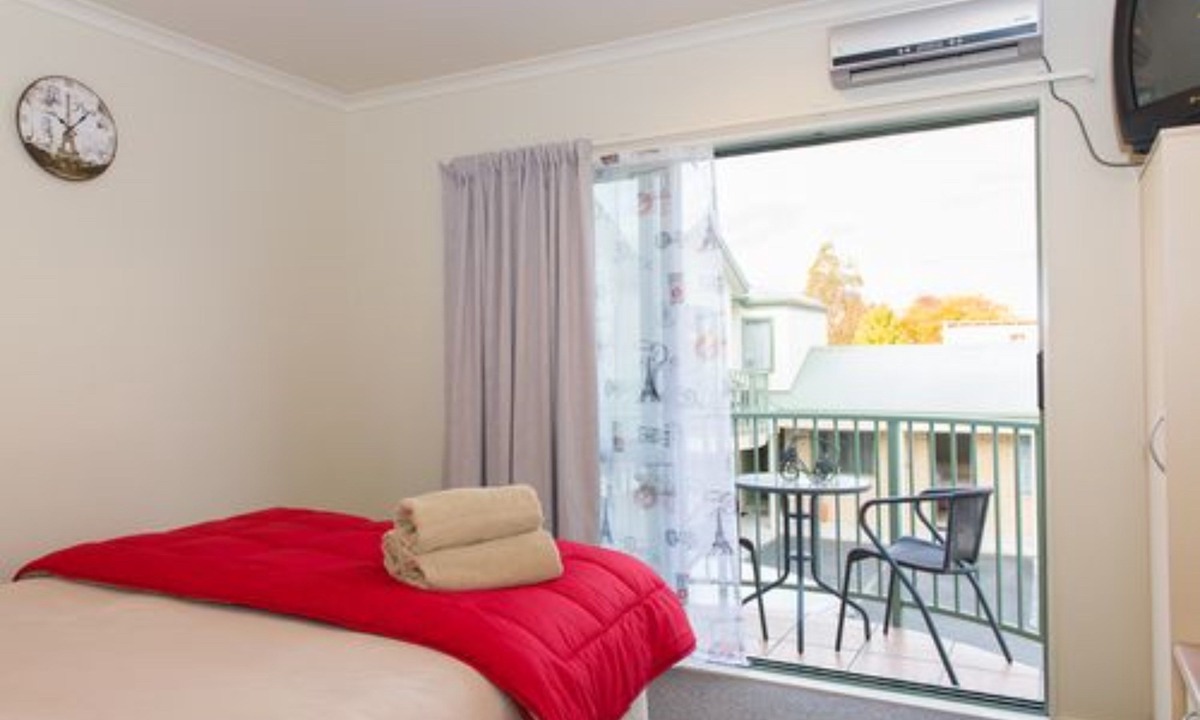 Hamilton North Hotel | Hamilton Settlers Motor Lodge