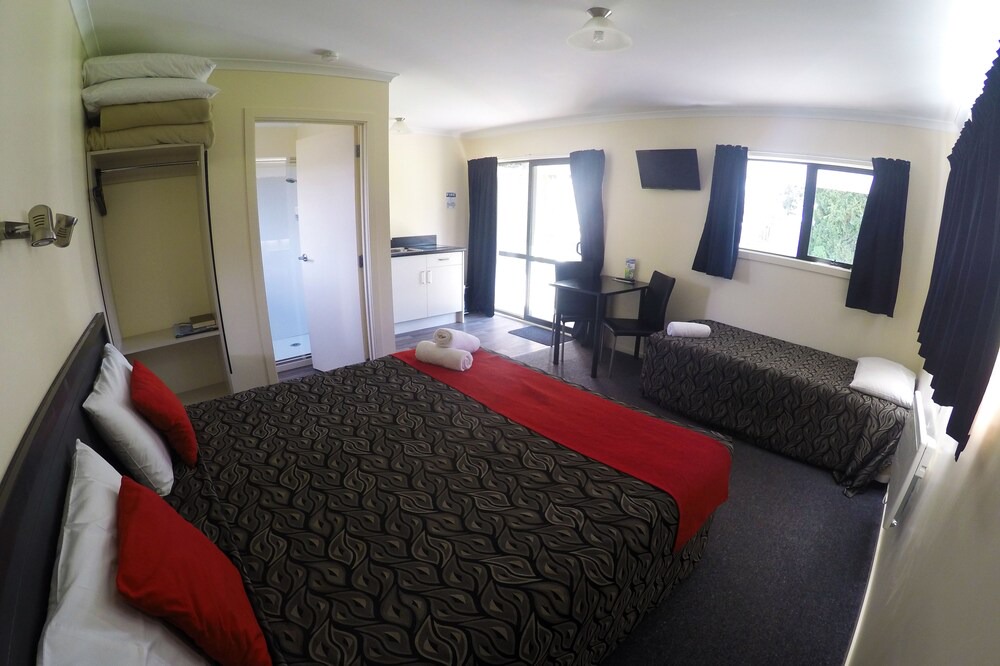 Geraldine Cabin | Geraldine Top 10 Holiday Park