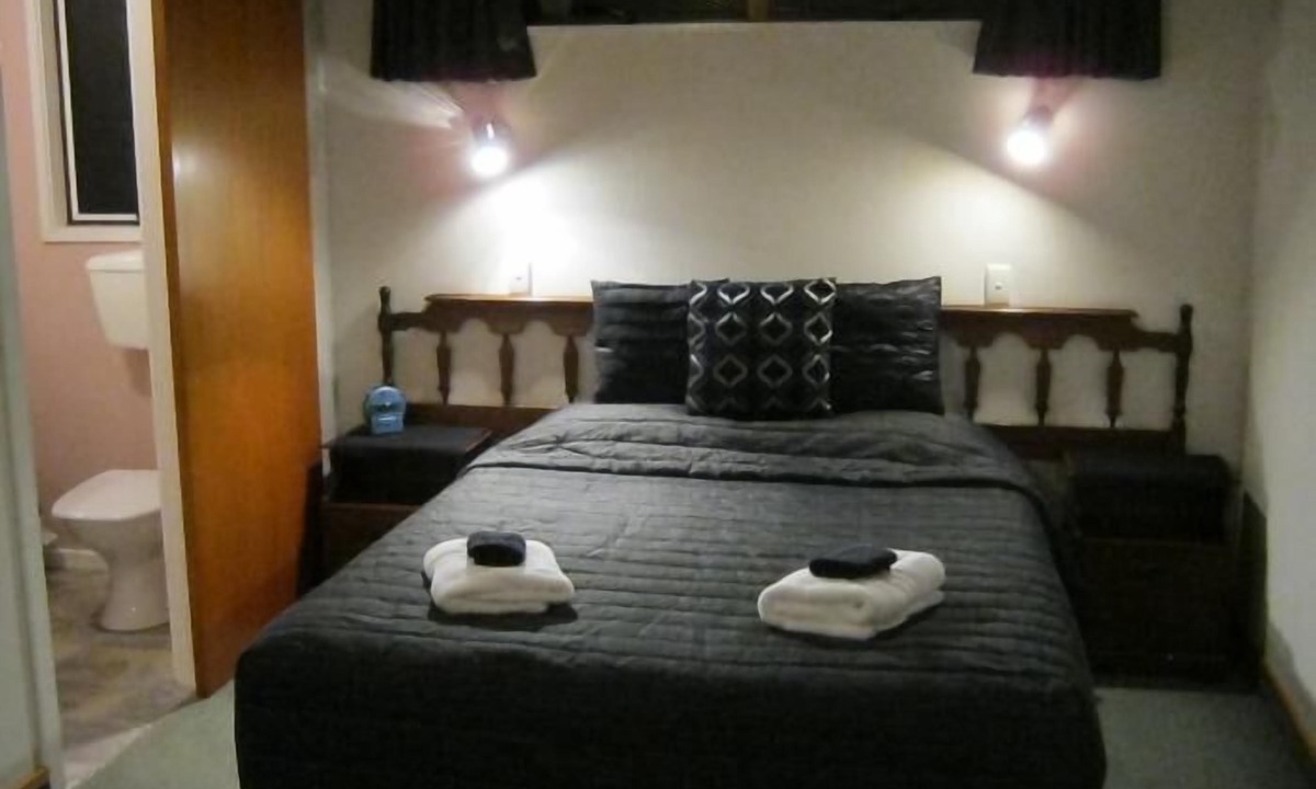 Timaru Apartment | Blue Dolphin Motel