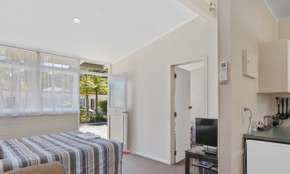 Whakatane Hotel | Amber Court Motel Whakatane