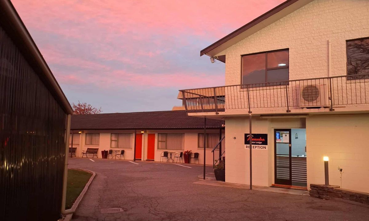 Alexandra Hotel | Alexandra Motor Lodge