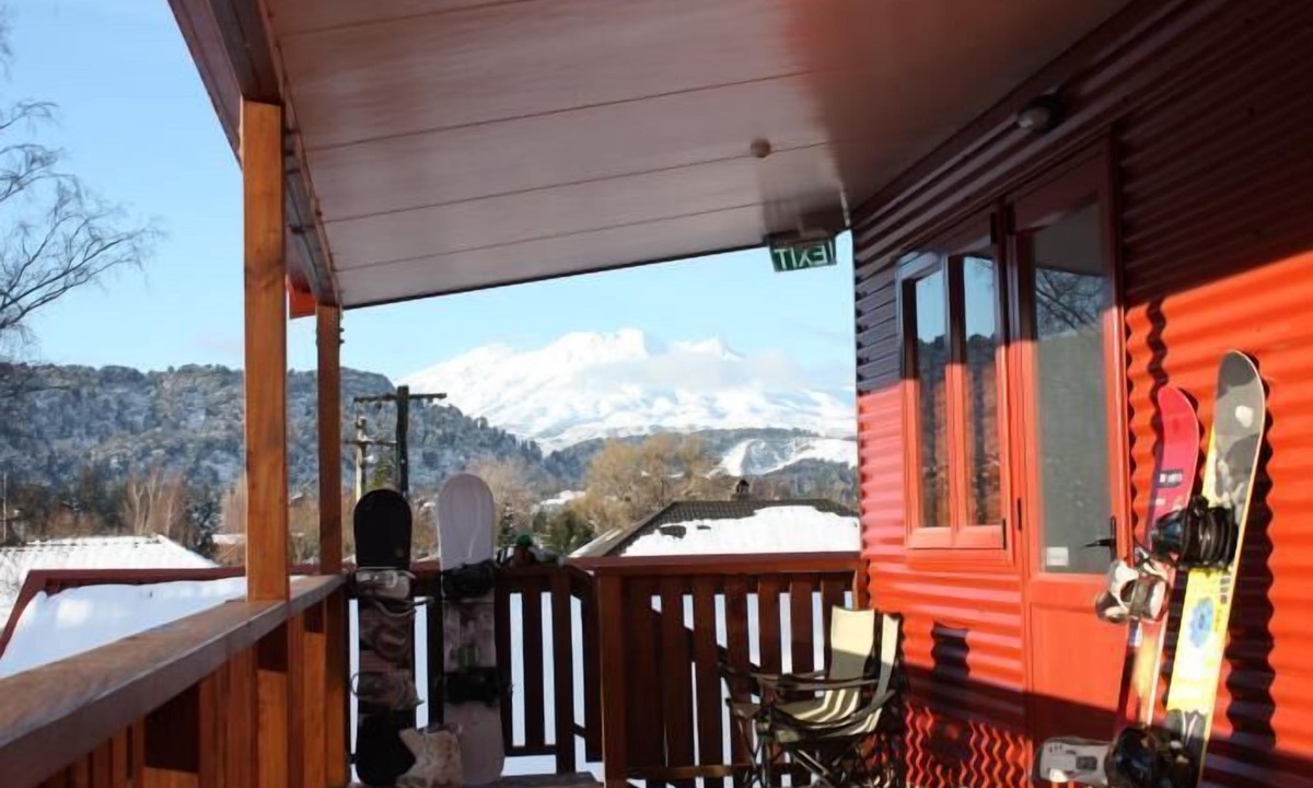 Ohakune Hotel | Canoe Safaris Lodge