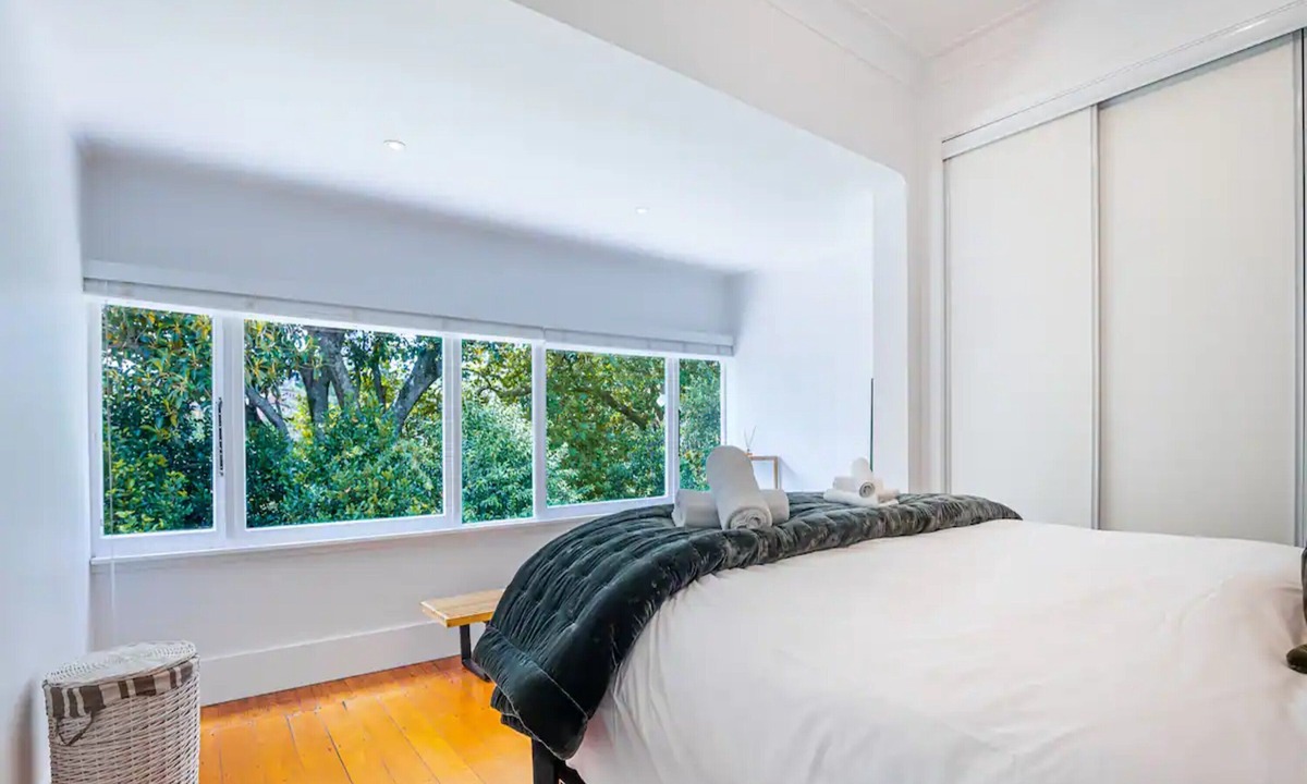 Freemans Bay Villa | Sunny Two-Bedroom Villa