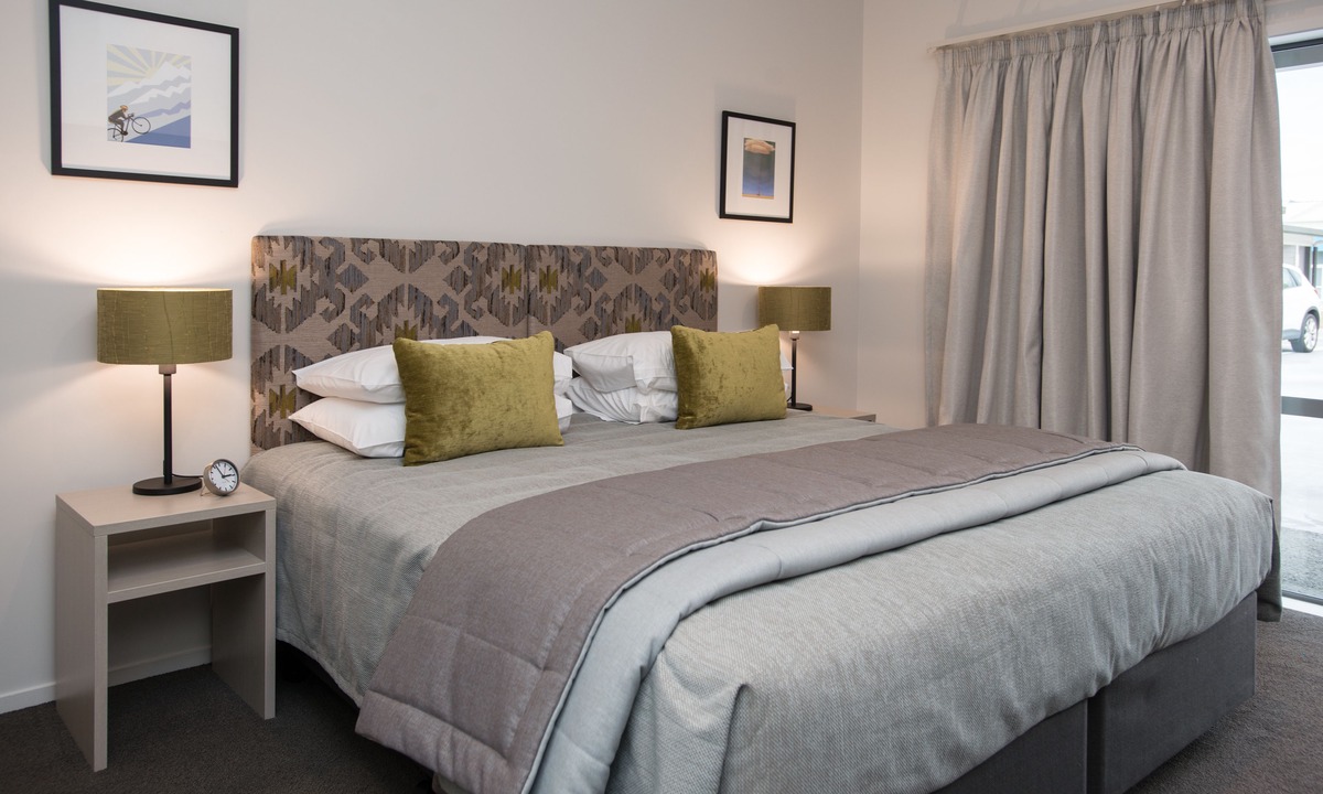 Paeroa Hotel | Pedlars Motel