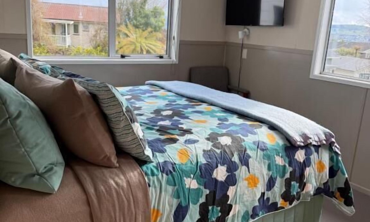 Taupo Bed & Breakfast | Happy Home
