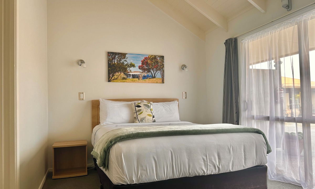 Coromandel Hotel | The Olive Motel