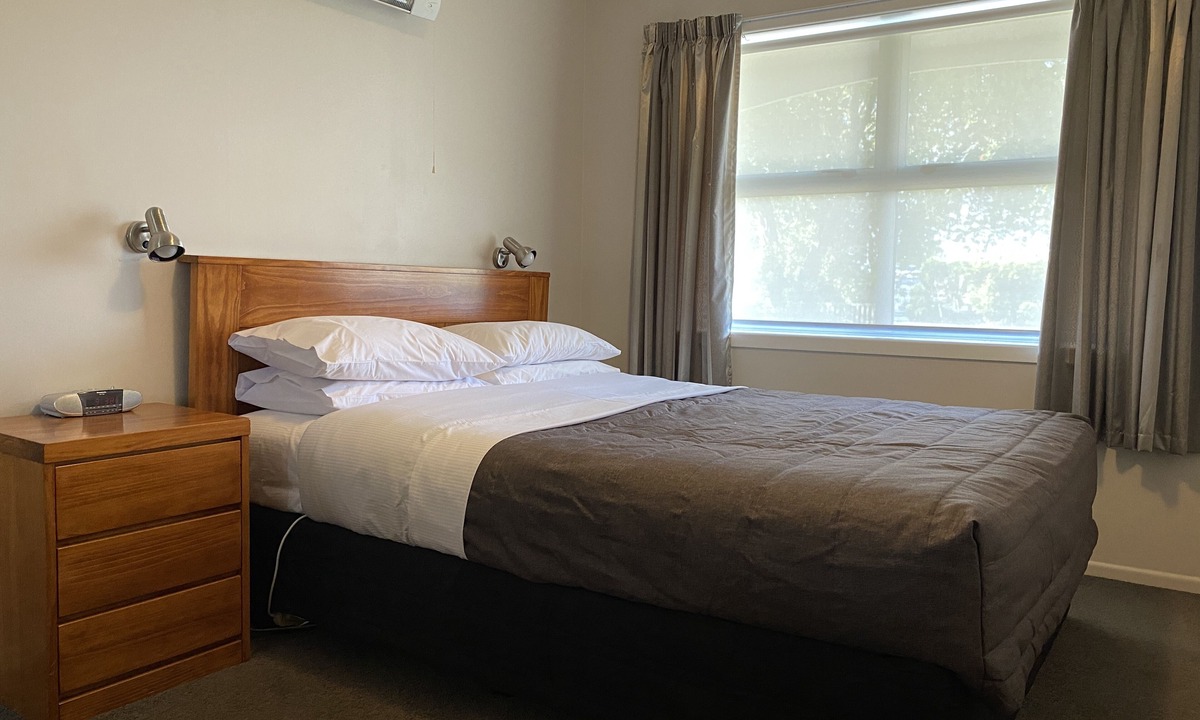 Papakura Hotel | Colonial Motel