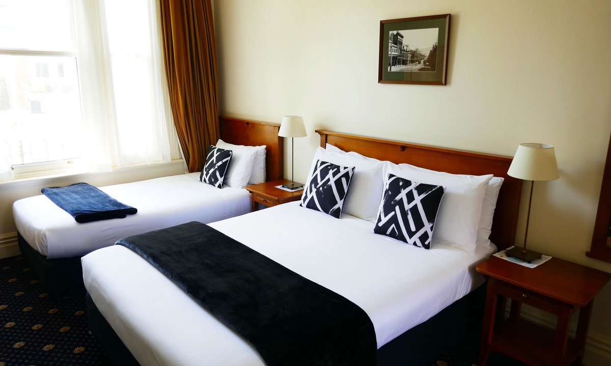 North Dunedin Hotel | Highland House Boutique Hotel
