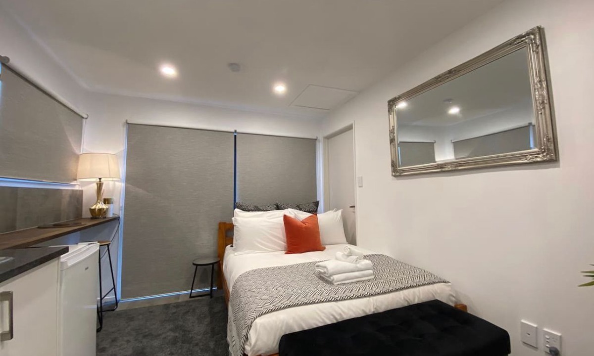Greenlane - Ellerslie Apartment | Beautiful & serviced new apartment in Ellerslie