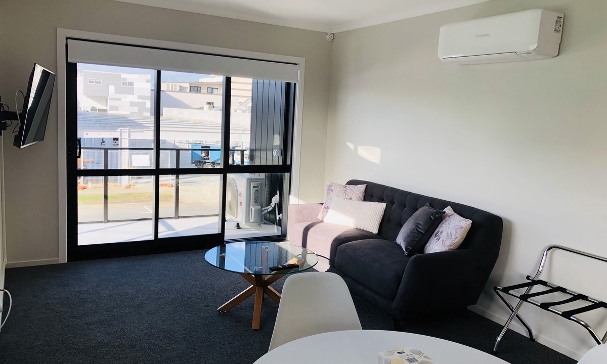 Hamilton Apartment | Central Stadium Apartments