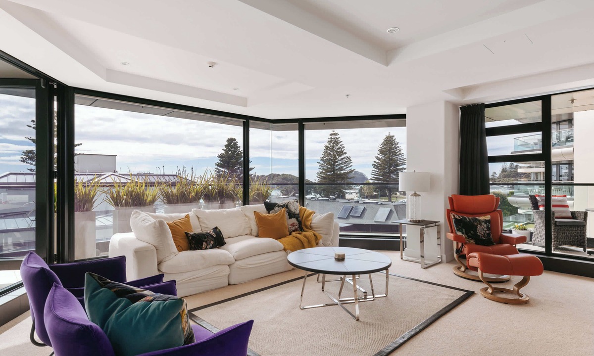 Mount Maunganui Apartment | Spectacular Sunrises & Sea Views - Pool, Spa, Gym