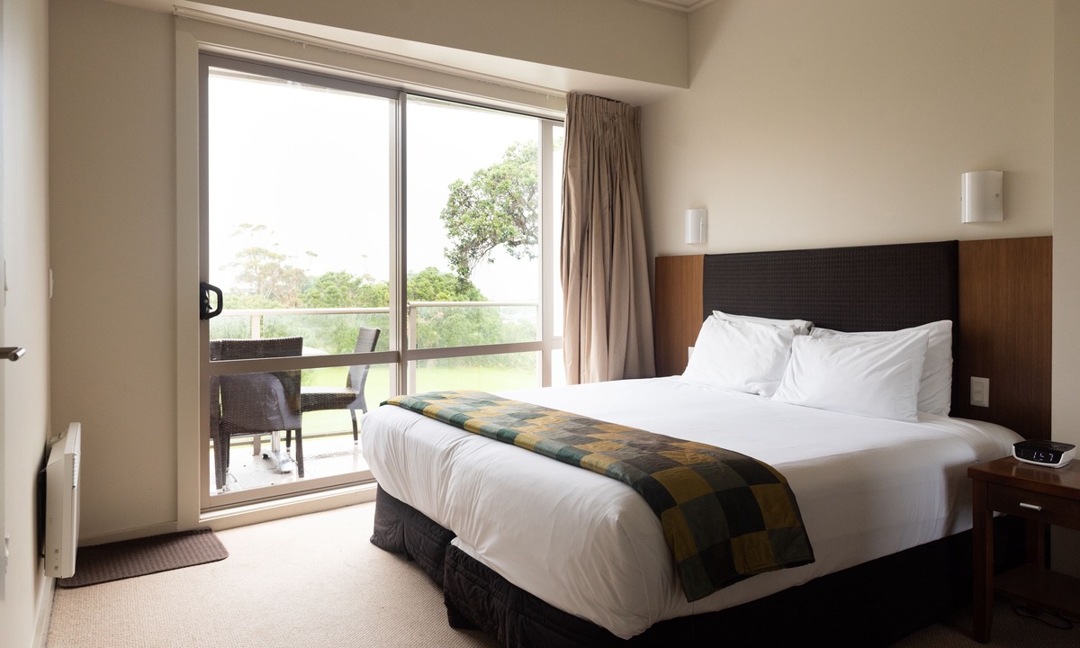 Bayswater Apartment | Ocean Breeze Hotel