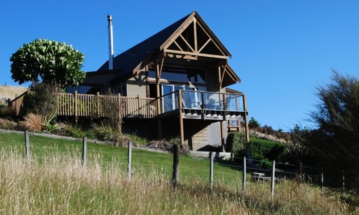 Masterton House | Beautiful lodge on the Ruamahanga River