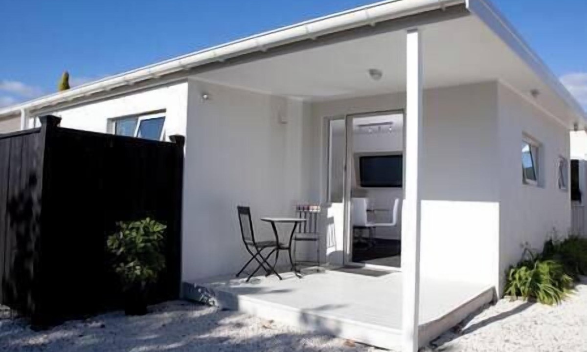 Coromandel Apartment | Lavender Apartment 2 One bedroom Apartment